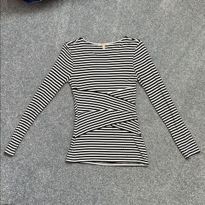 41 Hawthorn Monochrome Striped Top SMALL